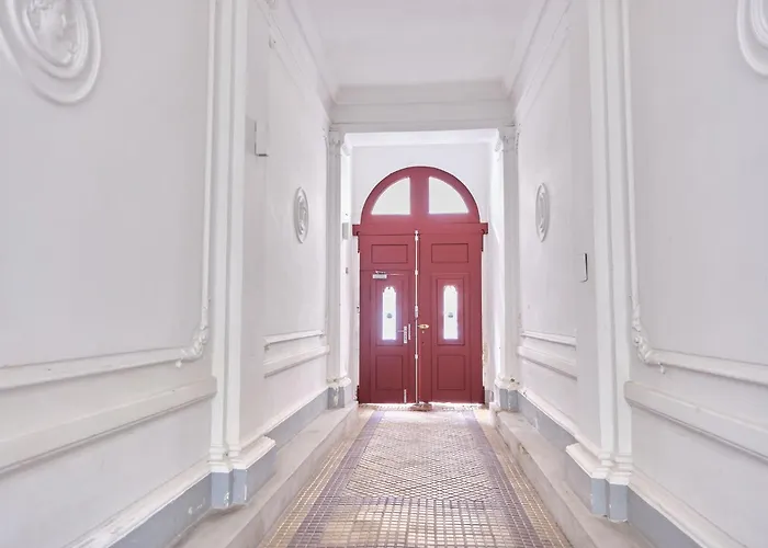 Designer Flat I 5 Minutes To Metro I Fast Wifi Апартаменты Вена